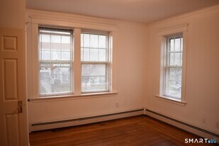 745 Orange St in New Haven, CT - Building Photo