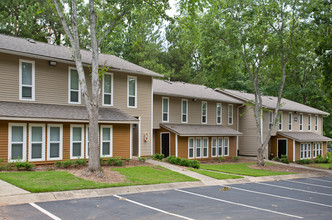 The Overlook Sandy Springs in Atlanta, GA - Building Photo - Building Photo