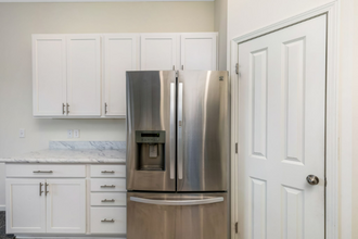3211 Rossmore Cir in Powell, OH - Foto de edificio - Building Photo