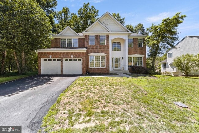 property at 9201 Golf Ct