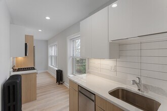 1631 W Chase Ave in Chicago, IL - Building Photo - Building Photo