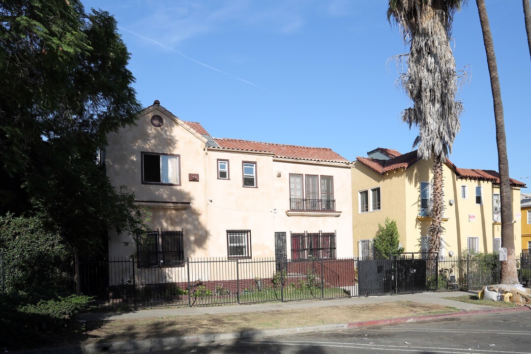 149 S Westmoreland Ave in Los Angeles, CA - Building Photo