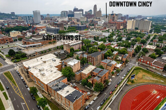 430 Hopkins St, Unit 1 in Cincinnati, OH - Foto de edificio - Building Photo