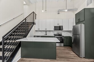 1453 Maple Ave in Evanston, IL - Building Photo - Building Photo