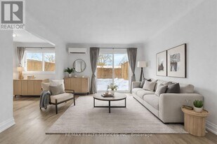 1140 Tavistock Dr in Burlington, ON - Building Photo