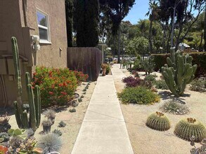 4735 Lomitas Dr in San Diego, CA - Building Photo - Building Photo