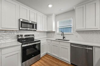 2307 Mill St in Greenville, TX - Building Photo - Building Photo