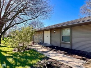 6827 Azalea Dr in Indianapolis, IN - Building Photo - Building Photo