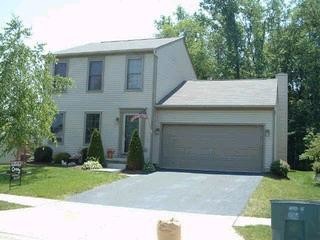 665 Arden St in Lewis Center, OH - Foto de edificio