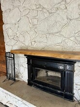 6517 Pioneer Rd in Medford, OR - Foto de edificio - Building Photo