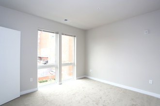 3610 Dillon Apartments in Baltimore, MD - Building Photo - Interior Photo