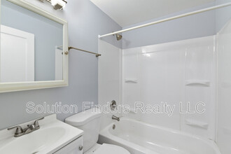 2996 Sollers Point Rd in Dundalk, MD - Building Photo - Building Photo