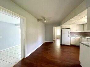 409 1st Ave NE in Largo, FL - Building Photo - Building Photo