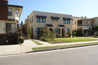 1116 N Maryland Ave in Glendale, CA - Foto de edificio - Building Photo