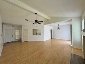 1710 Pheasant Roost in Austin, TX - Building Photo - Building Photo