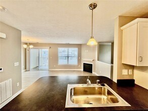 303 New Terrace Ln in Rochester, NY - Building Photo - Building Photo