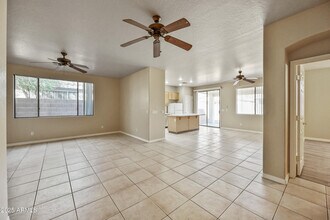 14486 W Clarendon Ave in Goodyear, AZ - Building Photo - Building Photo