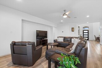 28410 Hannahs Harbor Ln in Katy, TX - Building Photo - Building Photo