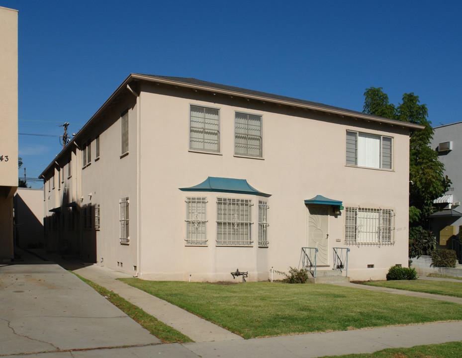 8837 Alcott St in Los Angeles, CA - Building Photo