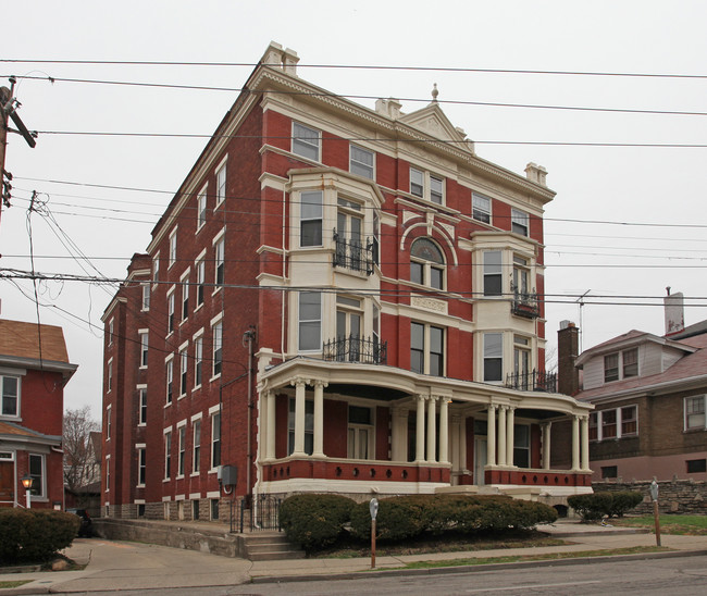 Marburg - 260 Ludlow in Cincinnati, OH - Foto de edificio - Building Photo