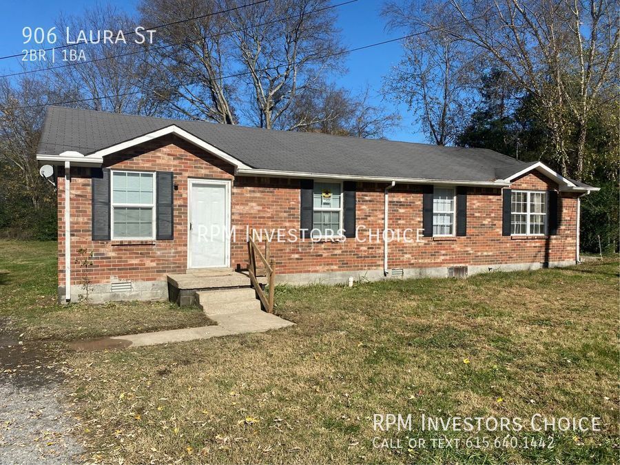 906 Laura St in Gallatin, TN - Building Photo