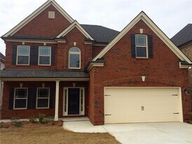 718 Channel Ln in Lawrenceville, GA - Building Photo