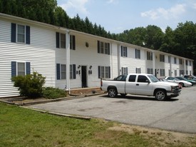 1006 Smith Lake Rd Apartments