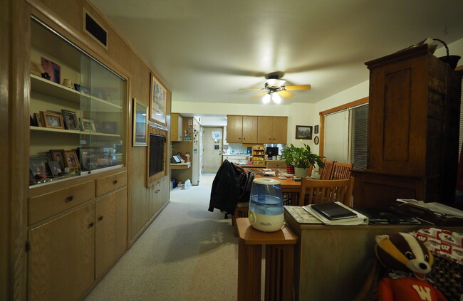 501 N Midvale Blvd, Unit A