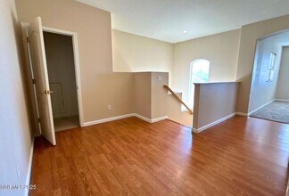 7121 Crest Hill Dr in Reno, NV - Building Photo - Building Photo