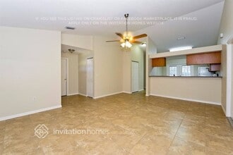 8514 Queen Brooks Ct in Tampa, FL - Foto de edificio - Building Photo