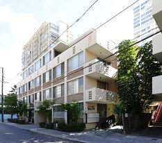 Waikiki Lei Apartments