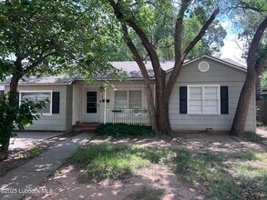 2909 Canton Ave in Lubbock, TX - Building Photo - Building Photo