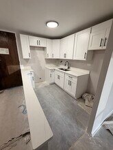 720 W Gordon Ter, Unit 7F in Chicago, IL - Foto de edificio - Building Photo