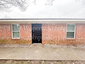 3224 W 8th Ave in Corsicana, TX - Building Photo