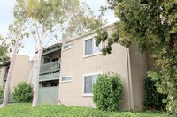 Sweetwater Apartments in Spring Valley, CA - Foto de edificio - Building Photo