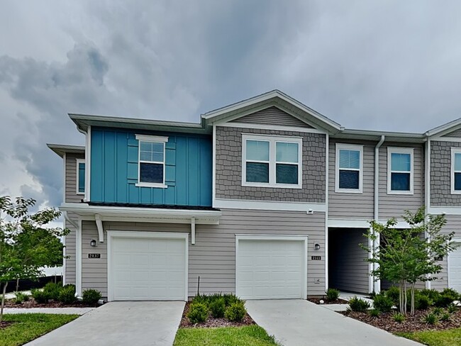 2137 Windward Cay Ln