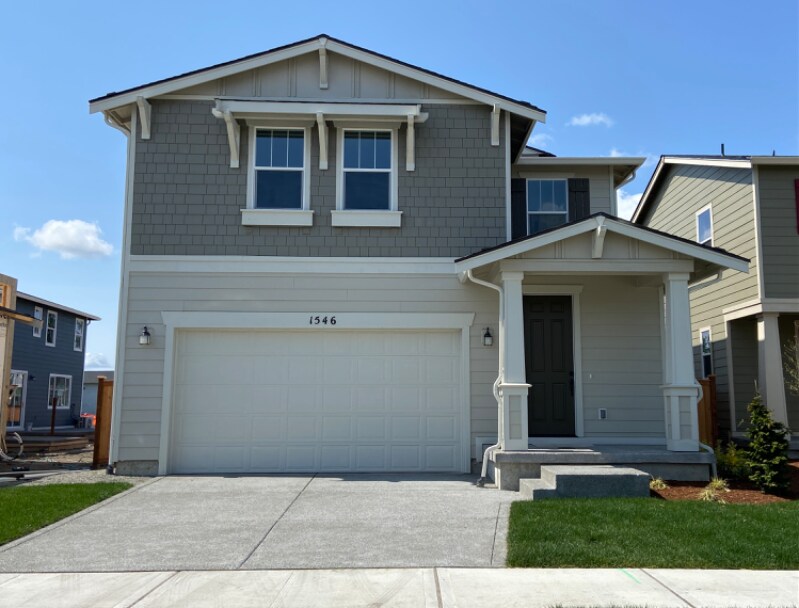 1546 27th St NW in Puyallup, WA - Foto de edificio