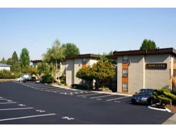 400 Taylor Ave NW in Renton, WA - Foto de edificio