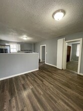 215 E Copley Ave in Emporia, KS - Building Photo - Building Photo