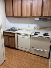 1435 4th St SW, Unit B217 in Washington, DC - Building Photo - Building Photo