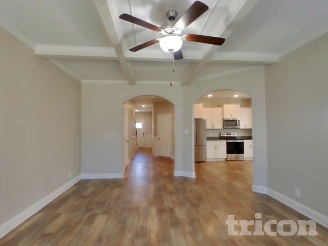 1324 Black Oak Cir, Unit 5211 in Clarksville, TN - Building Photo - Building Photo