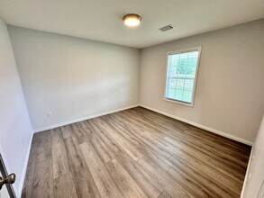 97 Timothy Dr in Somerset, KY - Building Photo - Building Photo