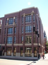 1659 W Chicago Ave in Chicago, IL - Building Photo - Building Photo