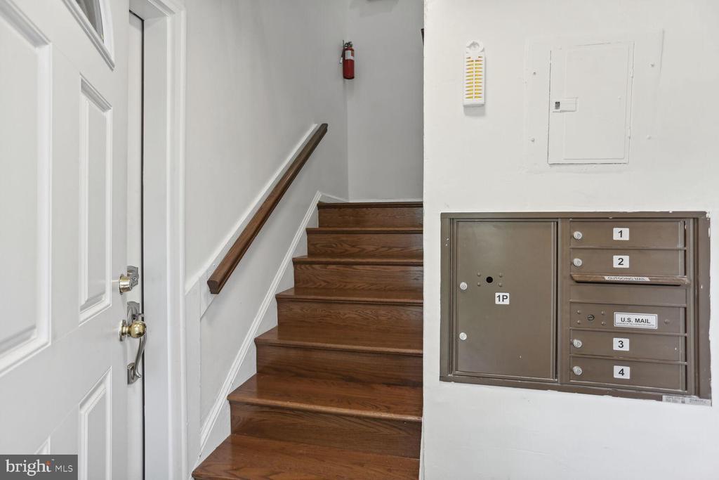 2828 Buena Vista Terrace SE in Washington, DC - Building Photo