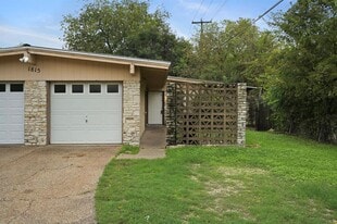 1815 Ohlen Rd in Austin, TX - Building Photo