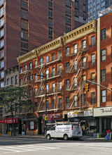 Gerel in New York, NY - Foto de edificio - Building Photo