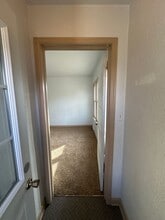 402 2nd St SE in Jamestown, ND - Building Photo - Building Photo