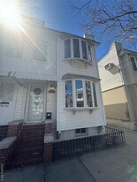 78-34 79th St in Queens, NY - Building Photo