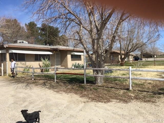 Ranch in Oro Grande, CA - Foto de edificio - Building Photo