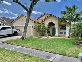 2015 Wrangler Dr in Brandon, FL - Building Photo
